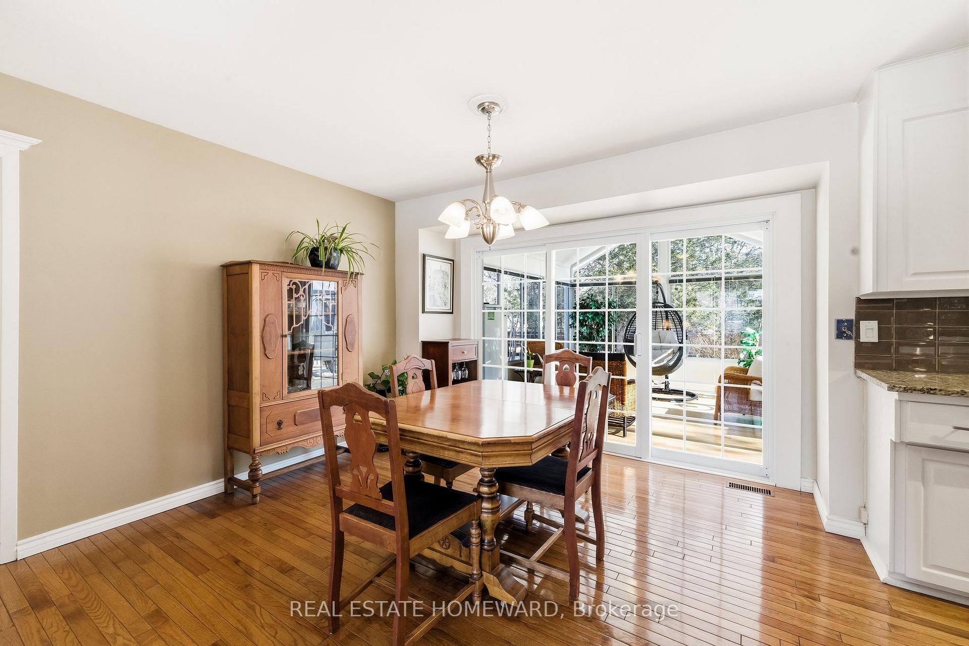 Photo 14 of 4 Wayne Crescent, Quinte West, Murray Ward — HOMEH