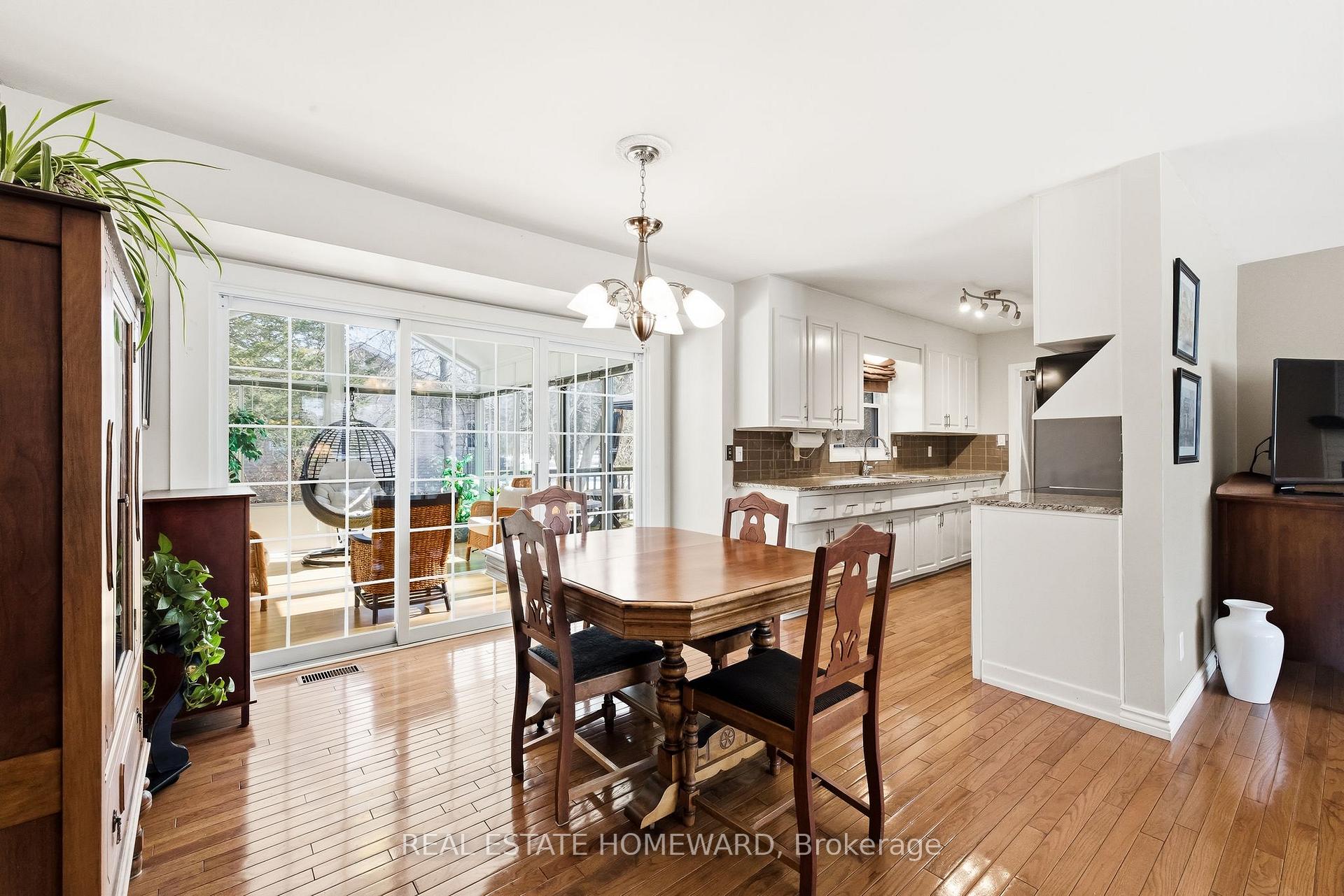 Photo 15 of 4 Wayne Crescent, Quinte West, Murray Ward — HOMEH
