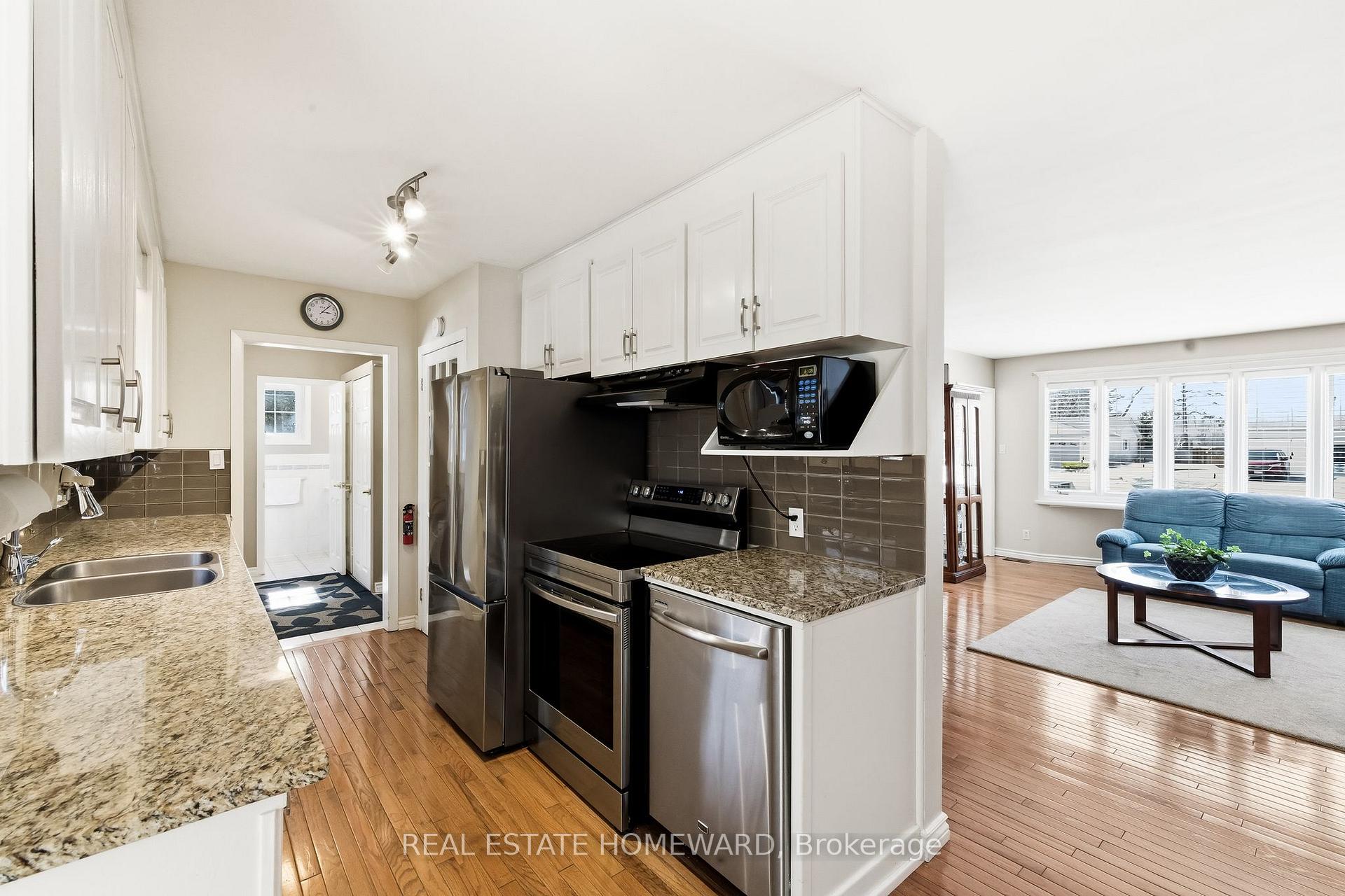 Photo 17 of 4 Wayne Crescent, Quinte West, Murray Ward — HOMEH