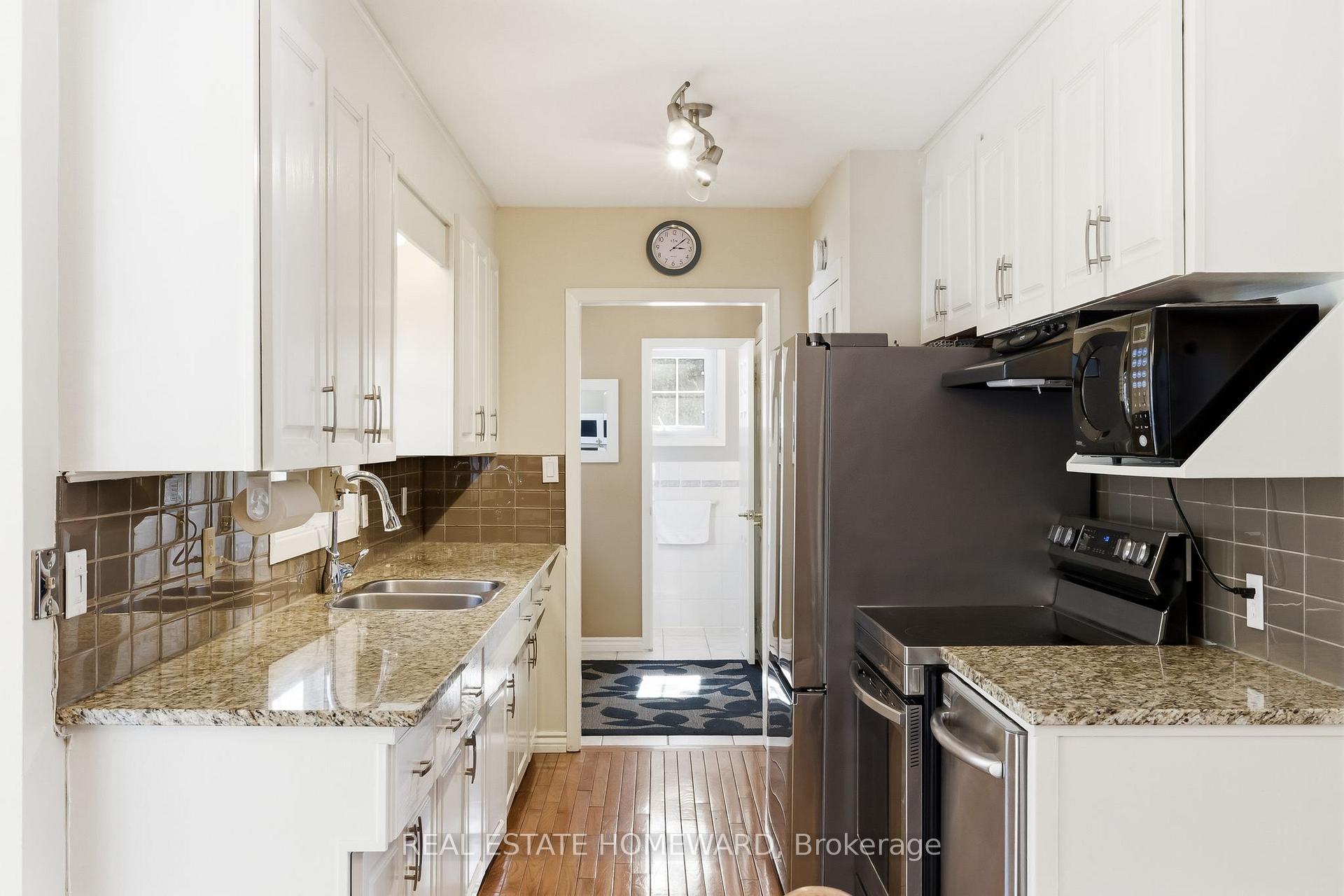 Photo 18 of 4 Wayne Crescent, Quinte West, Murray Ward — HOMEH