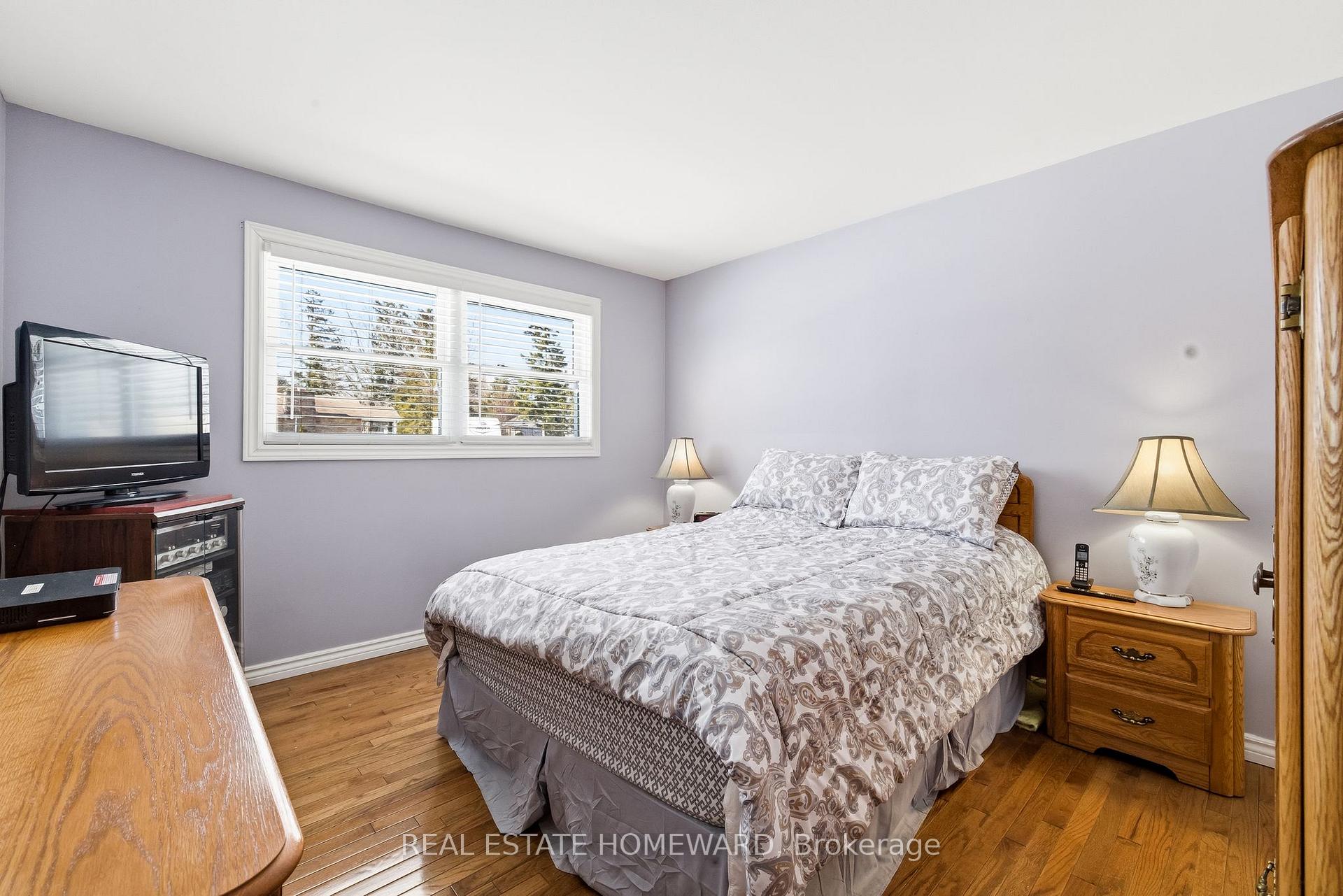 Photo 24 of 4 Wayne Crescent, Quinte West, Murray Ward — HOMEH