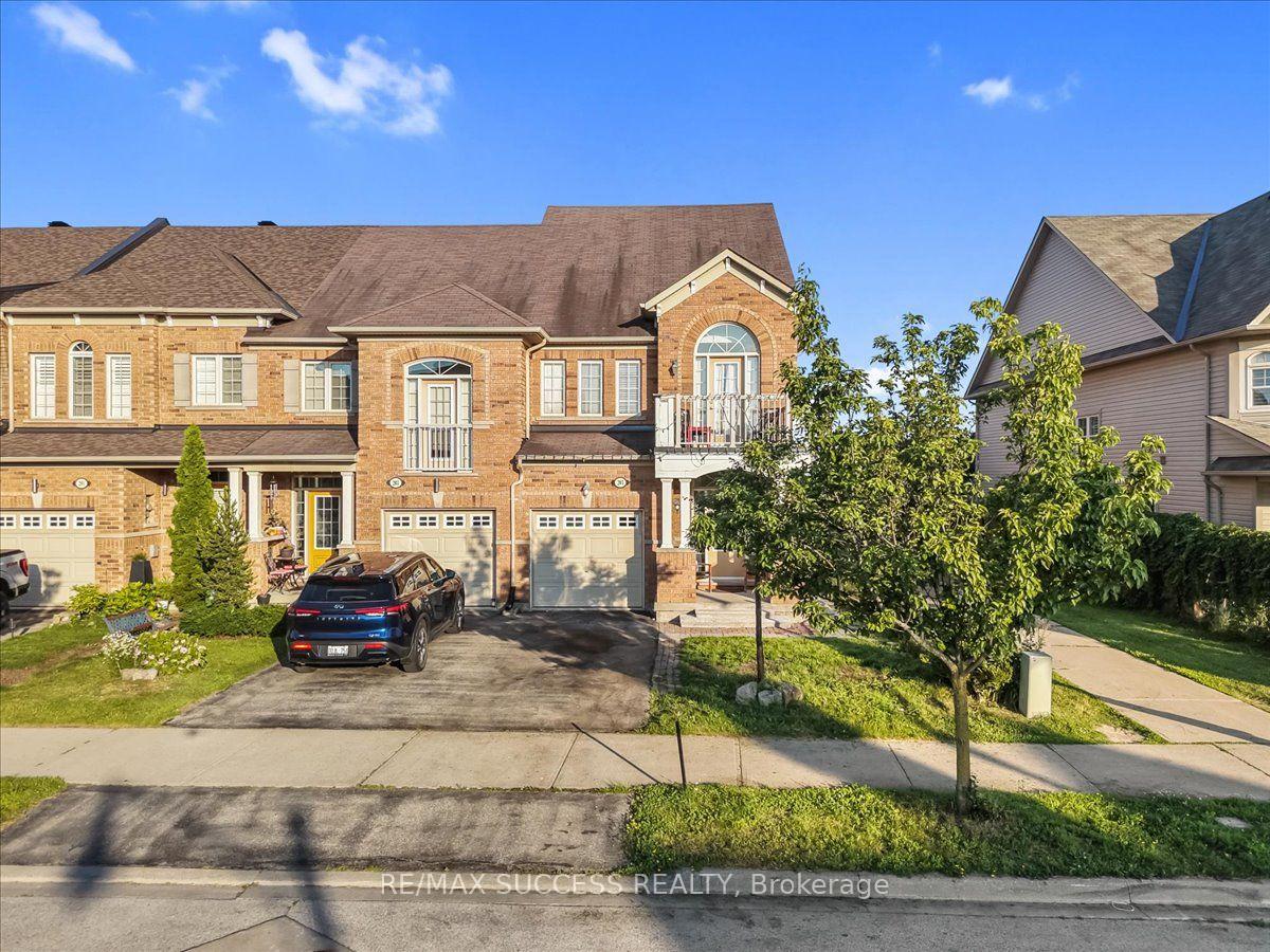 Photo 2 of 205 Nisbet Boulevard, Hamilton, Waterdown — HOMEH