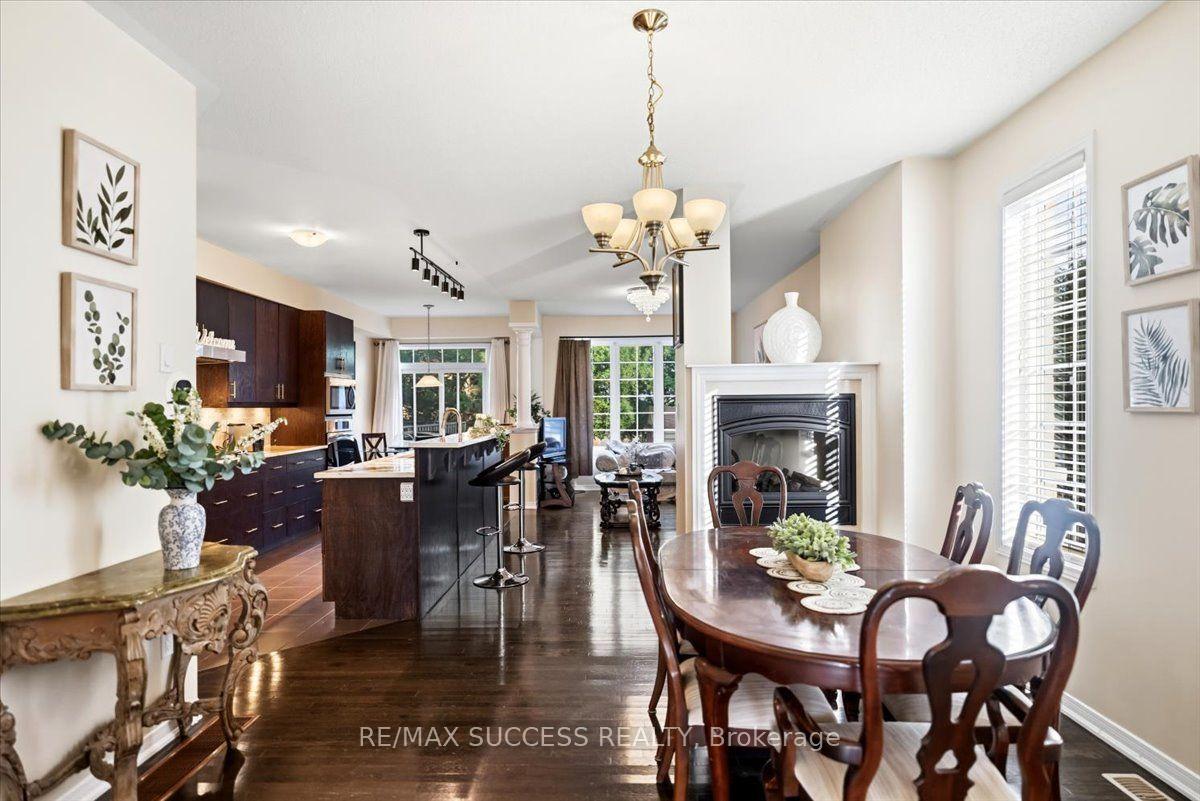 Photo 11 of 205 Nisbet Boulevard, Hamilton, Waterdown — HOMEH