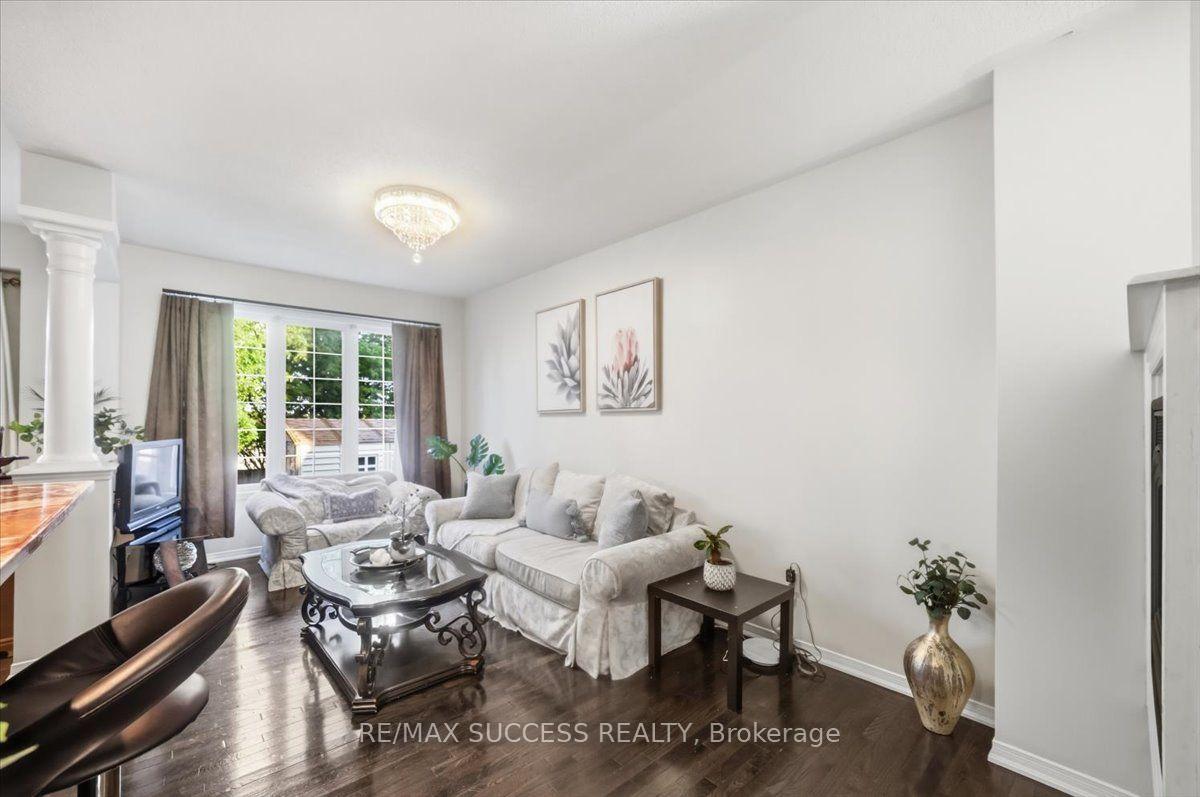 Photo 17 of 205 Nisbet Boulevard, Hamilton, Waterdown — HOMEH