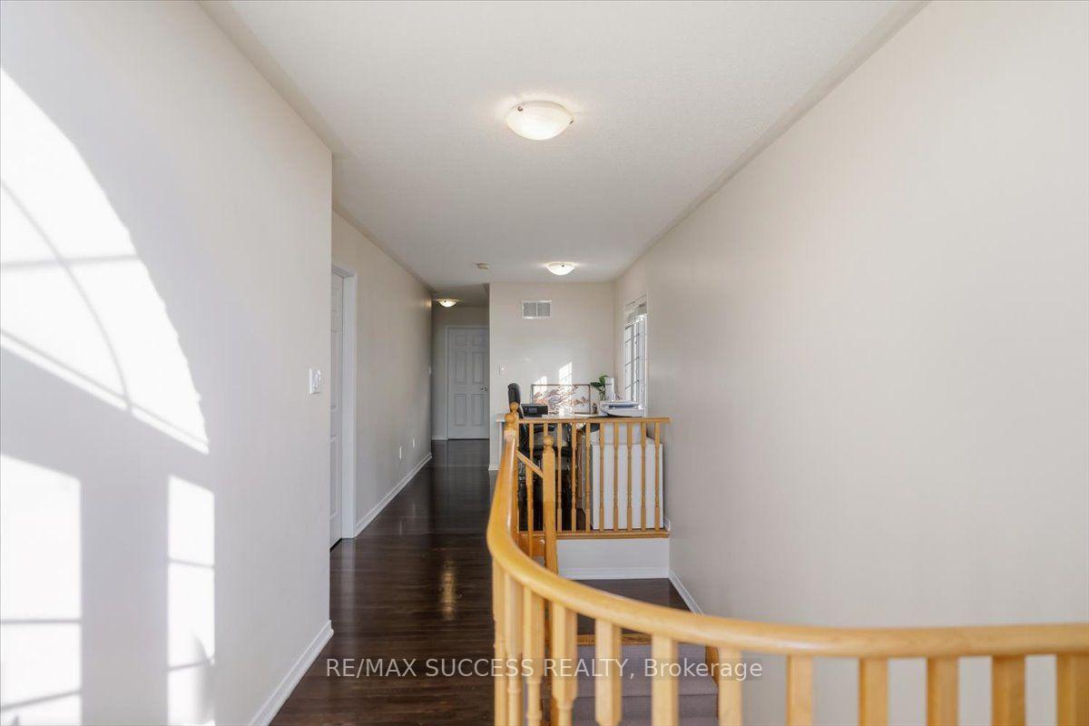 Photo 26 of 205 Nisbet Boulevard, Hamilton, Waterdown — HOMEH