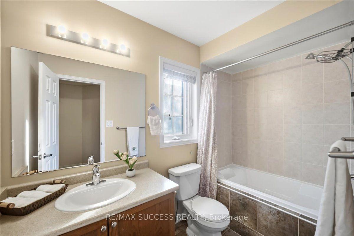Photo 30 of 205 Nisbet Boulevard, Hamilton, Waterdown — HOMEH