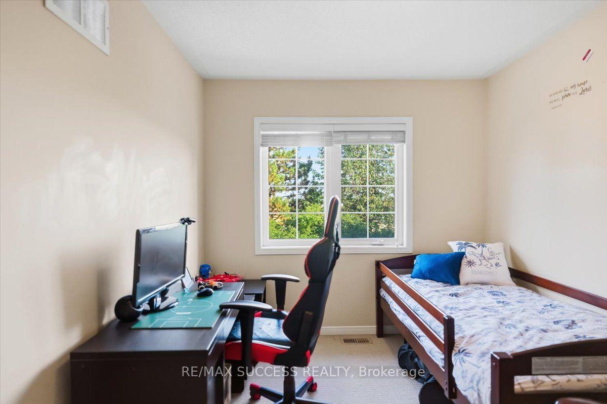 Photo 38 of 205 Nisbet Boulevard, Hamilton, Waterdown — HOMEH