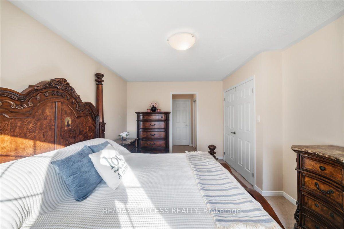 Photo 41 of 205 Nisbet Boulevard, Hamilton, Waterdown — HOMEH