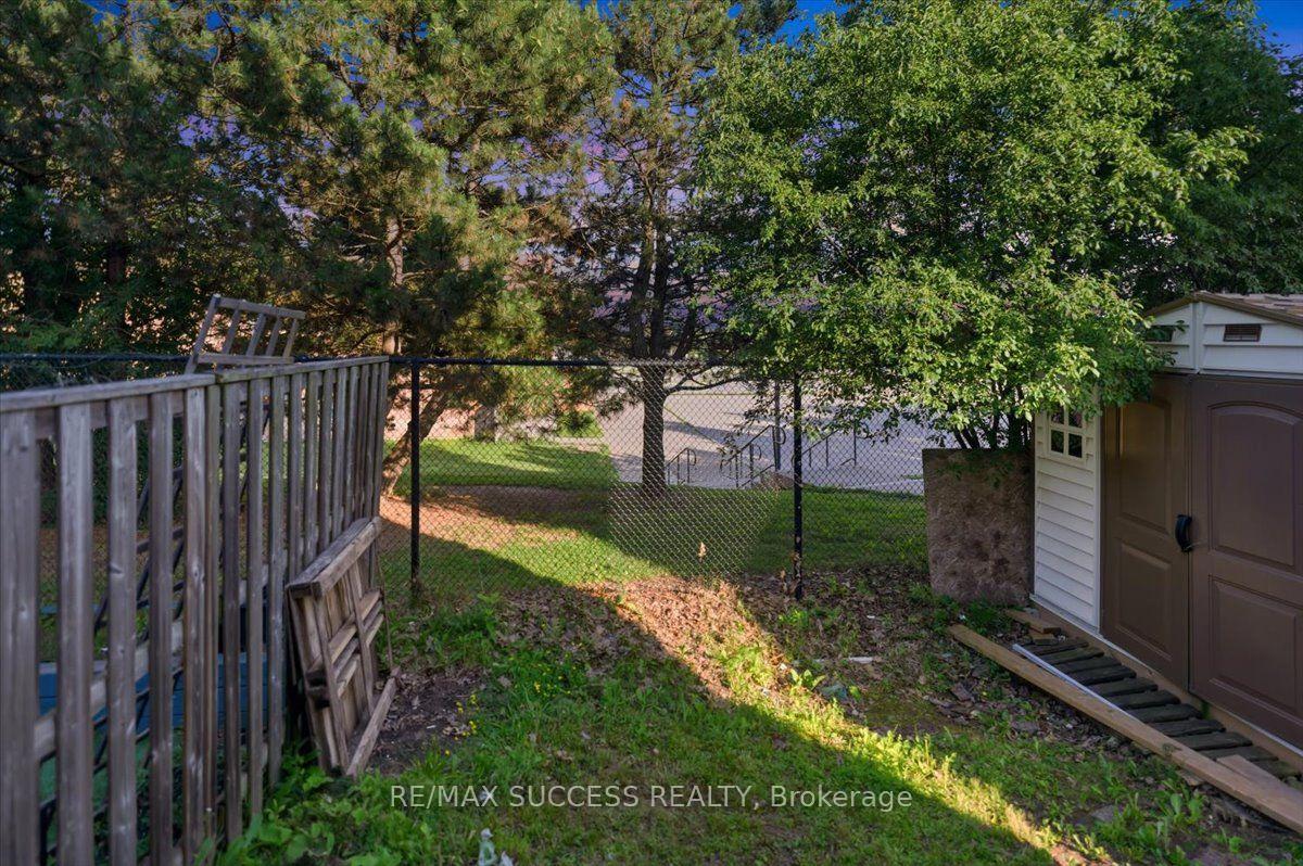 Photo 47 of 205 Nisbet Boulevard, Hamilton, Waterdown — HOMEH