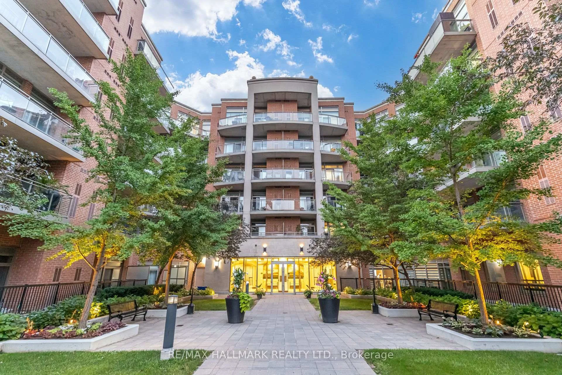 Photo 2 of Unit PH631, 281 Woodbridge Avenue, Vaughan, West Woodbridge — HOMEH