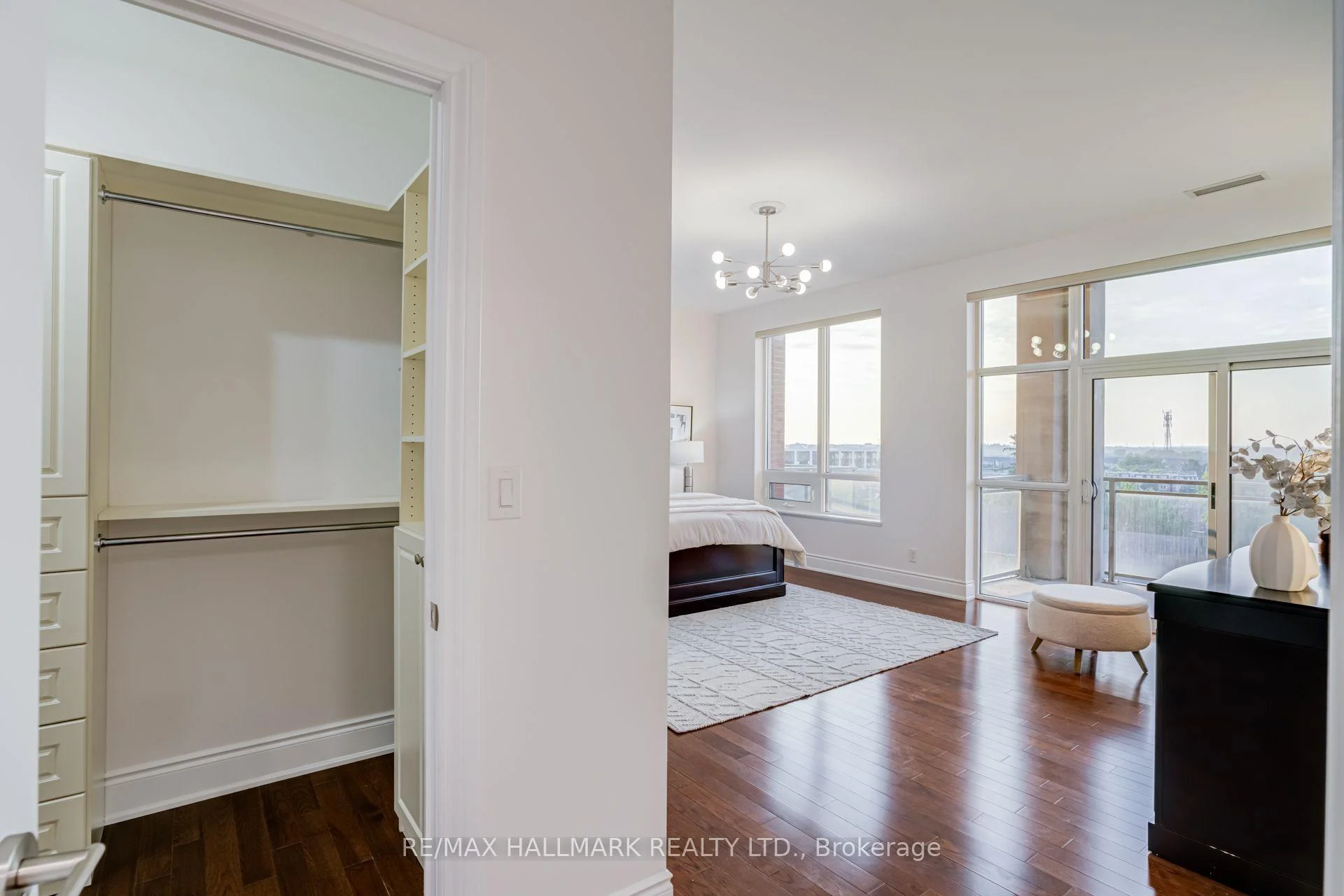 Photo 4 of Unit PH631, 281 Woodbridge Avenue, Vaughan, West Woodbridge — HOMEH