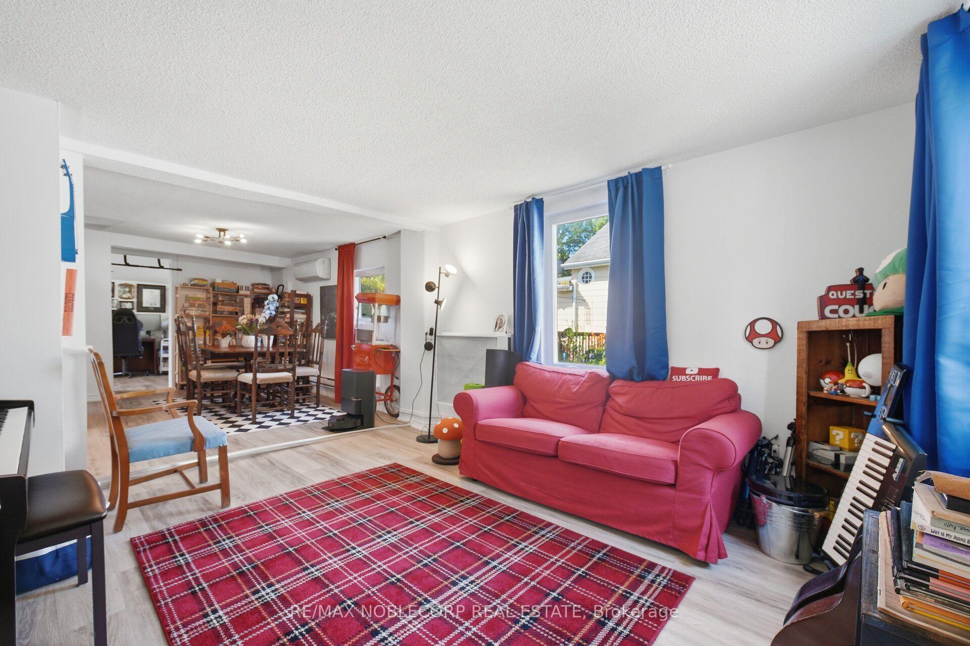 Photo 9 of 262 Pine Street, Milton, Old Milton — HOMEH
