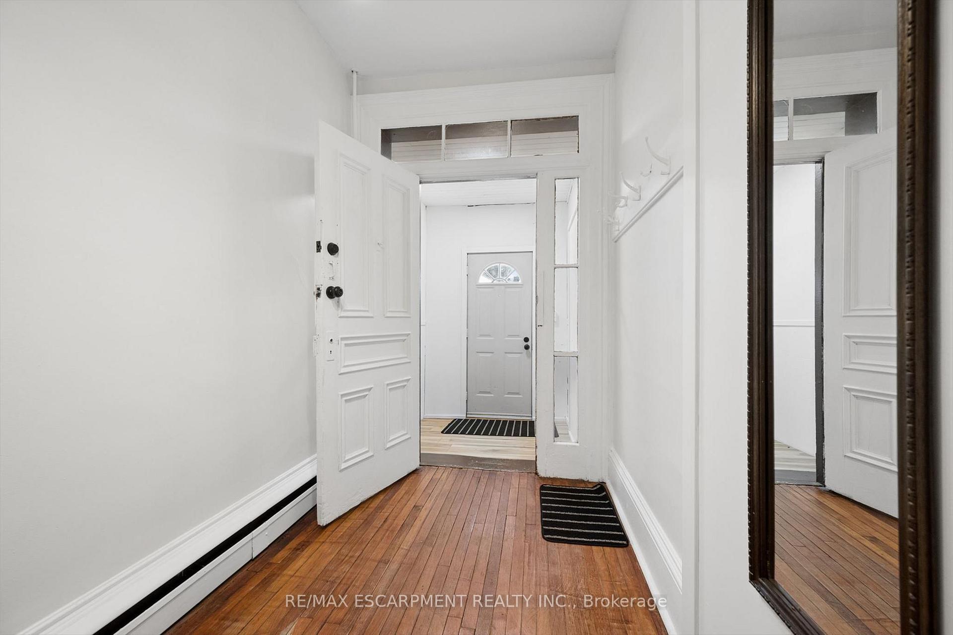Photo 4 of 38B Concession Street, Cambridge, East Galt — HOMEH