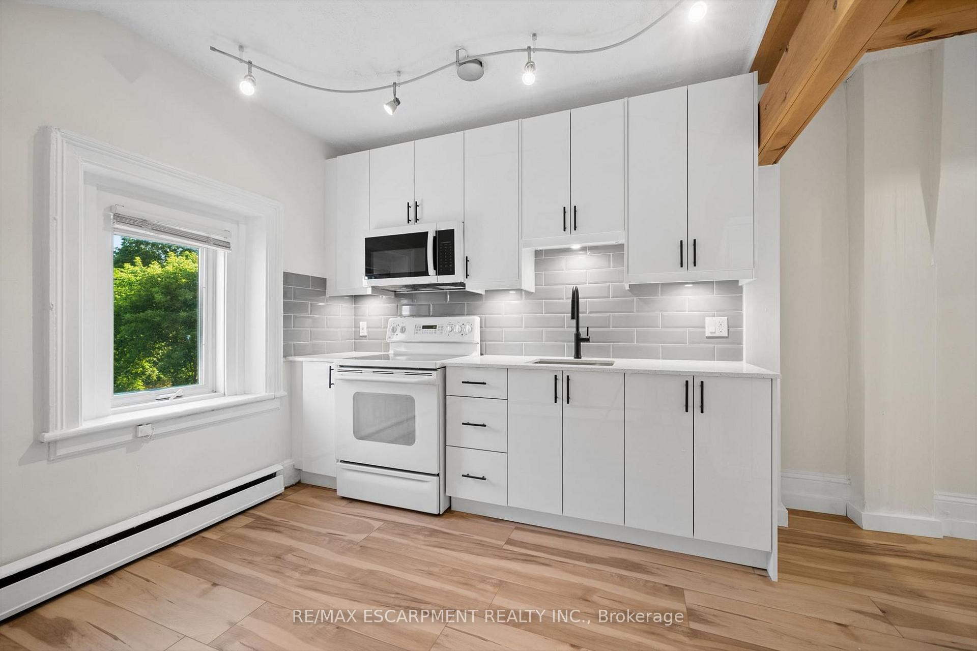 Photo 9 of 38B Concession Street, Cambridge, East Galt — HOMEH
