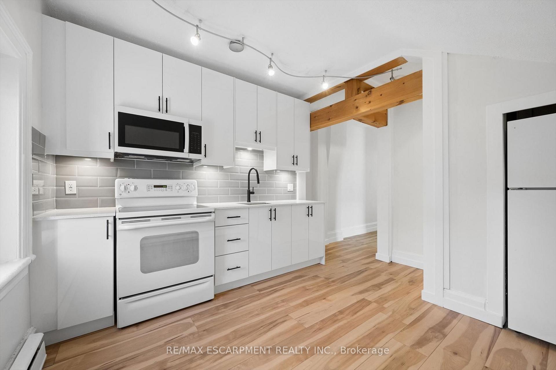 Photo 10 of 38B Concession Street, Cambridge, East Galt — HOMEH