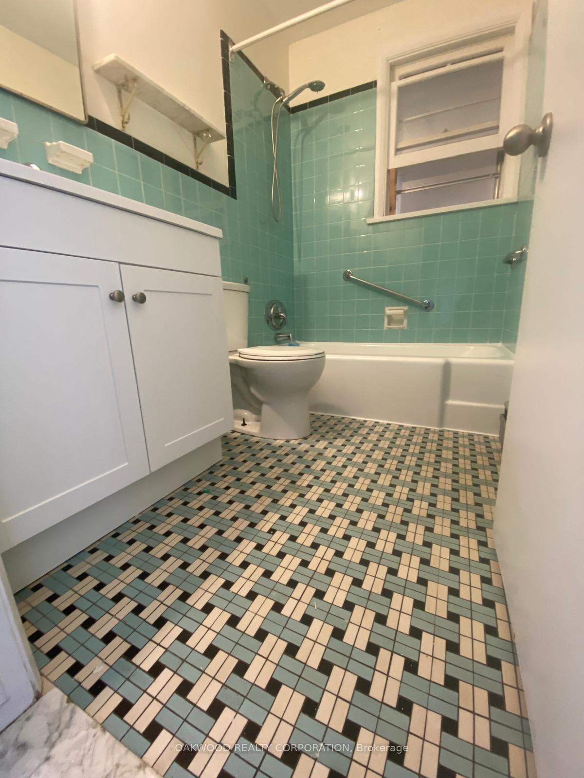 Photo 15 of 1158 Johnson Street, Kingston, Central City West — HOMEH