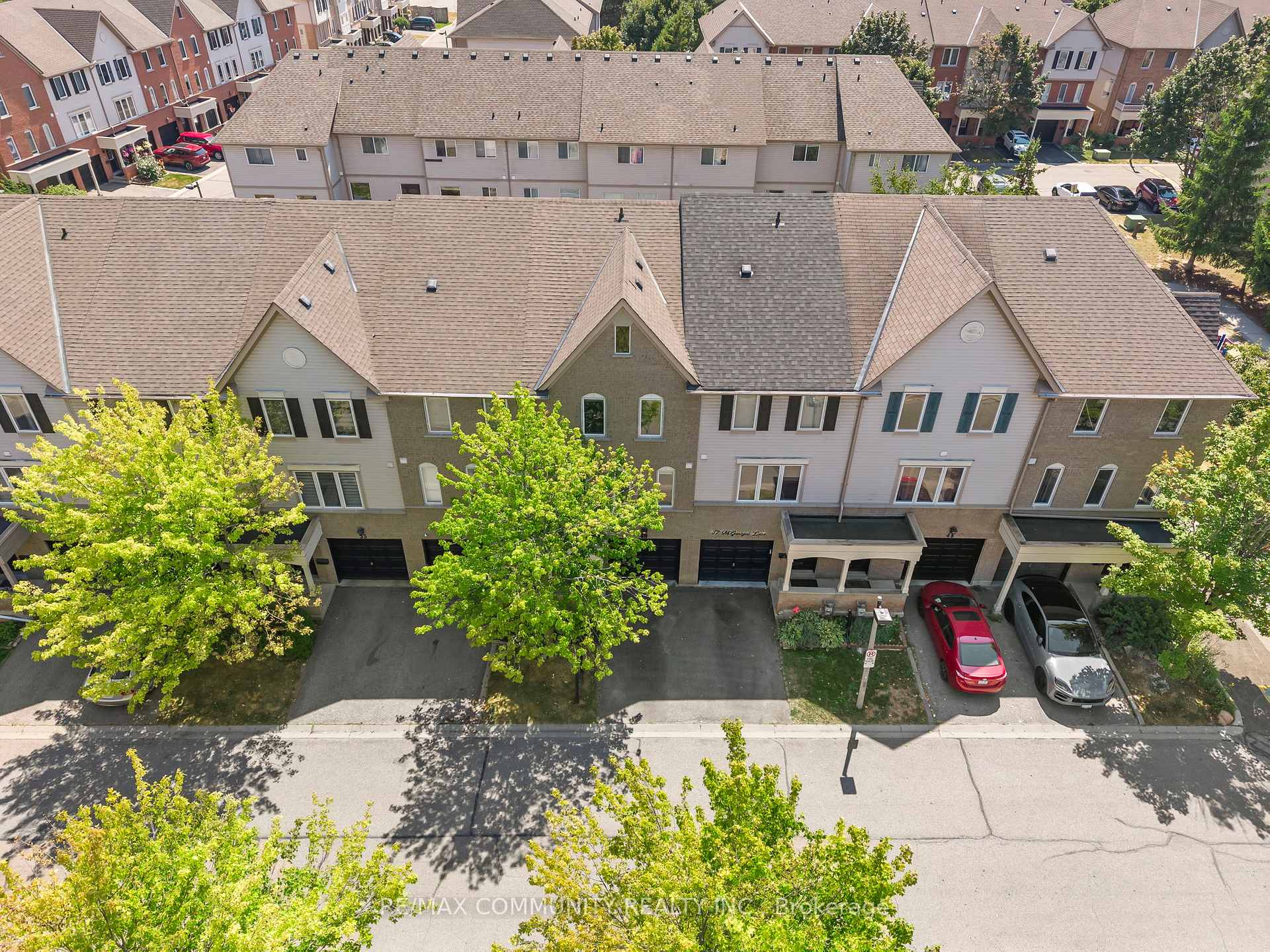 Photo 47 of 49 Mcgonigal Lane, Ajax, Central — HOMEH