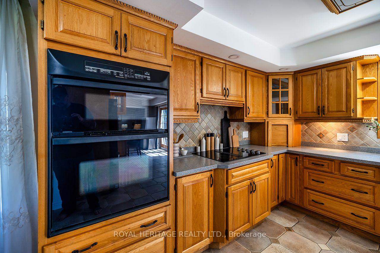 Photo 11 of 1238 Tapley 1/4 Line, Cavan Monaghan, Cavan Twp — HOMEH
