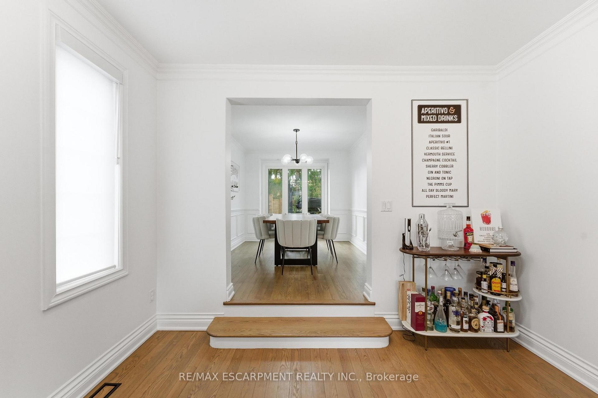 Photo 7 of 138 Miller Drive, Hamilton, Ancaster — HOMEH