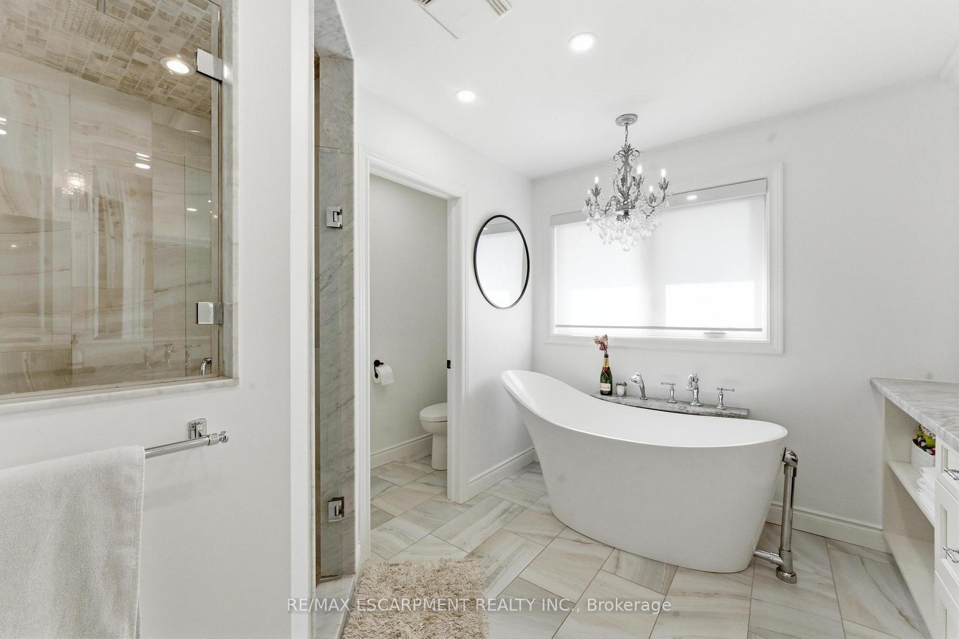 Photo 26 of 138 Miller Drive, Hamilton, Ancaster — HOMEH