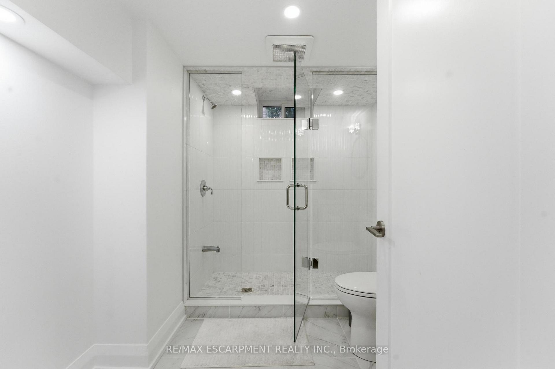 Photo 41 of 138 Miller Drive, Hamilton, Ancaster — HOMEH