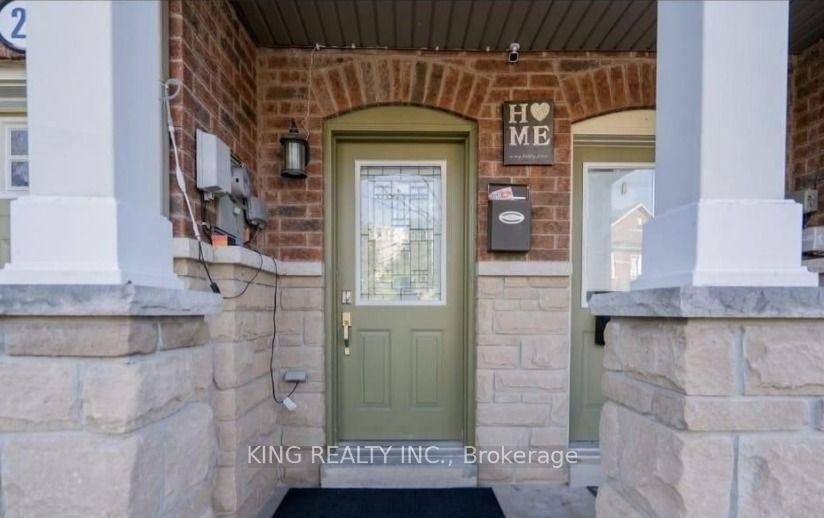 Photo 3 of 27 Denison Avenue, Brampton, Downtown Brampton — HOMEH