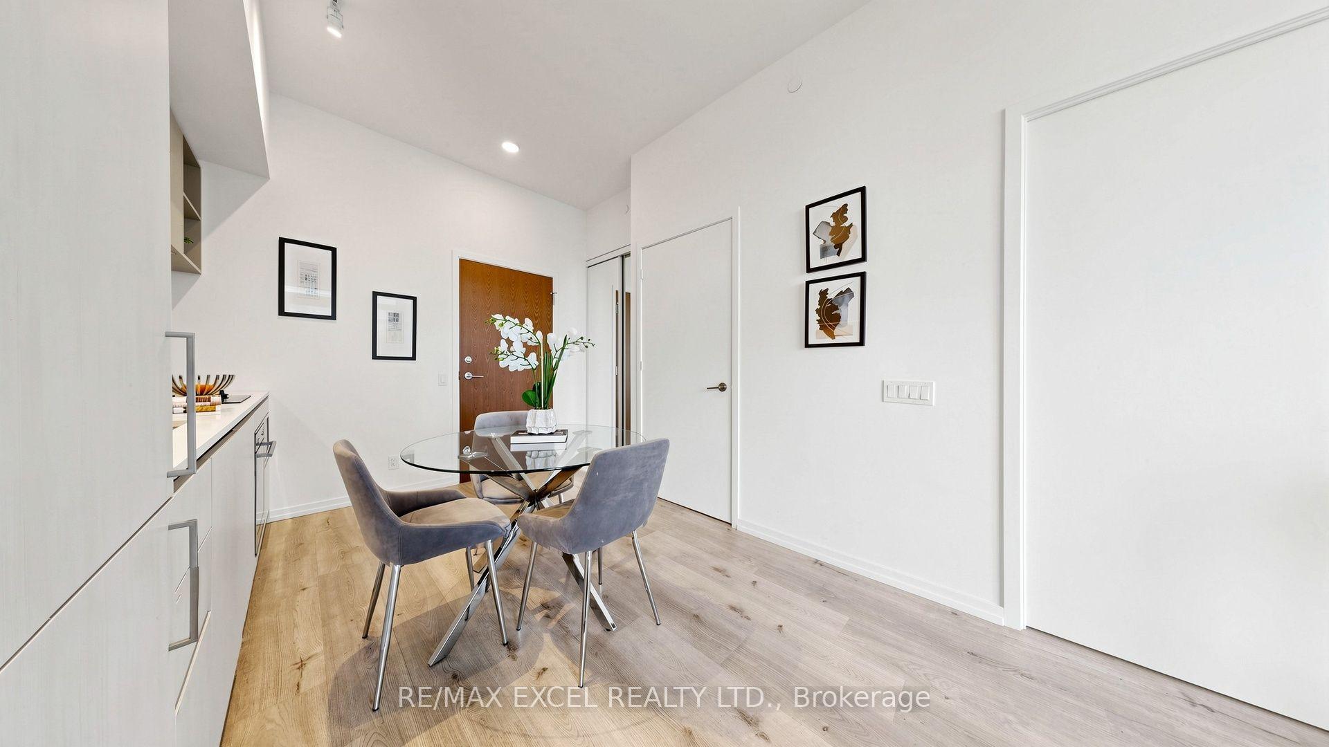 Photo 8 of Unit 1710, 7890 Jane Street, Vaughan, Vaughan Corporate Centre — HOMEH