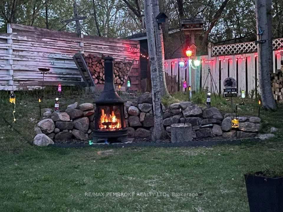 Photo 32 of 61 Doran Road, Petawawa, Petawawa — HOMEH