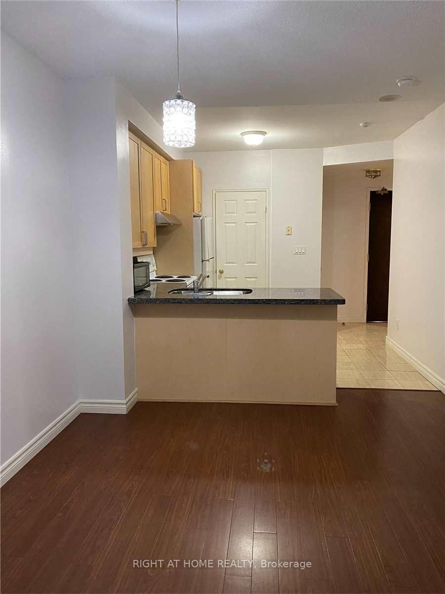 Photo 2 of Unit 709, 55 Bloor Street E, Toronto, Church-Yonge Corridor — HOMEH