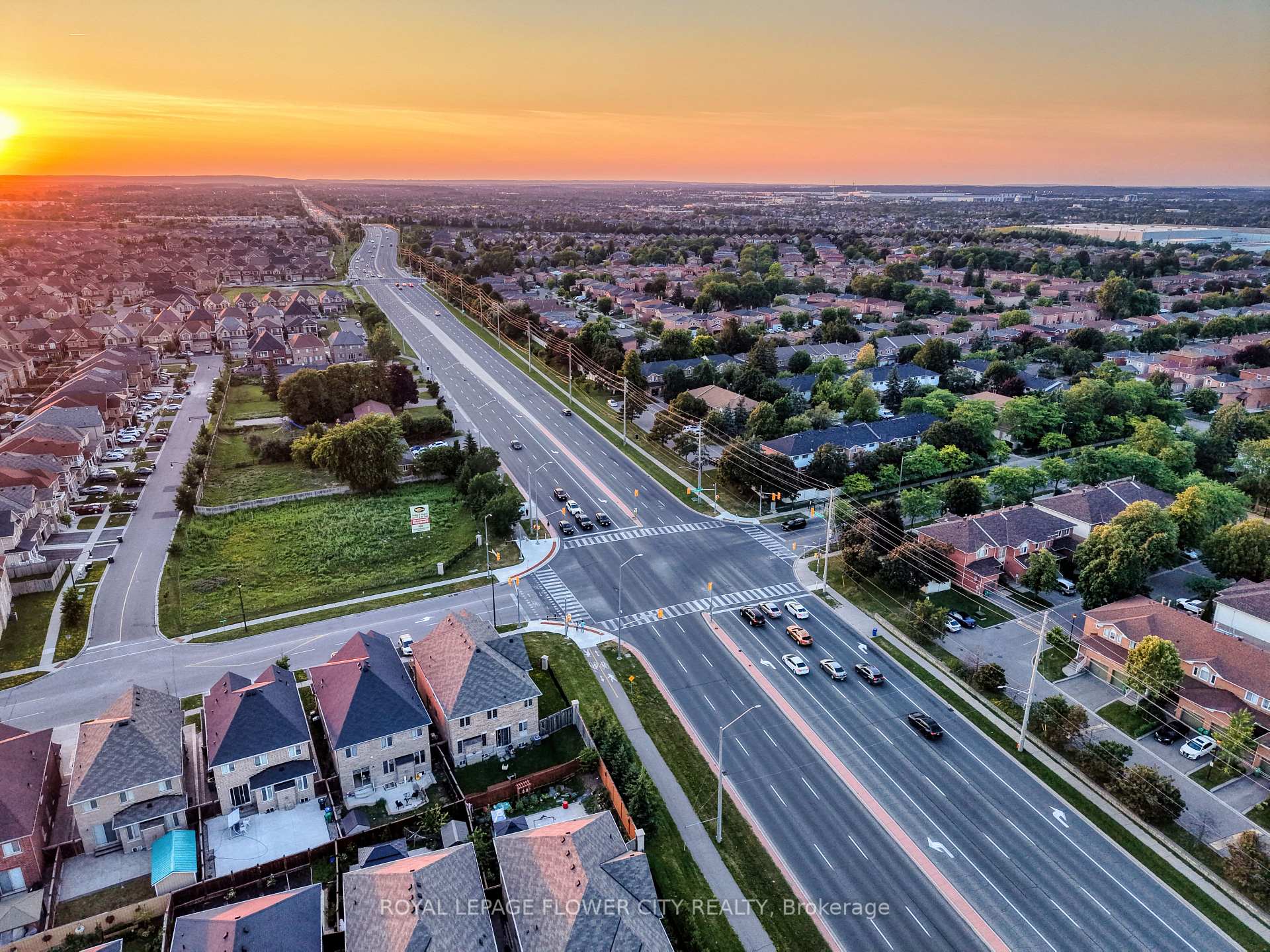 Photo 9 of 85 Ebury Drive, Brampton, Credit Valley — HOMEH