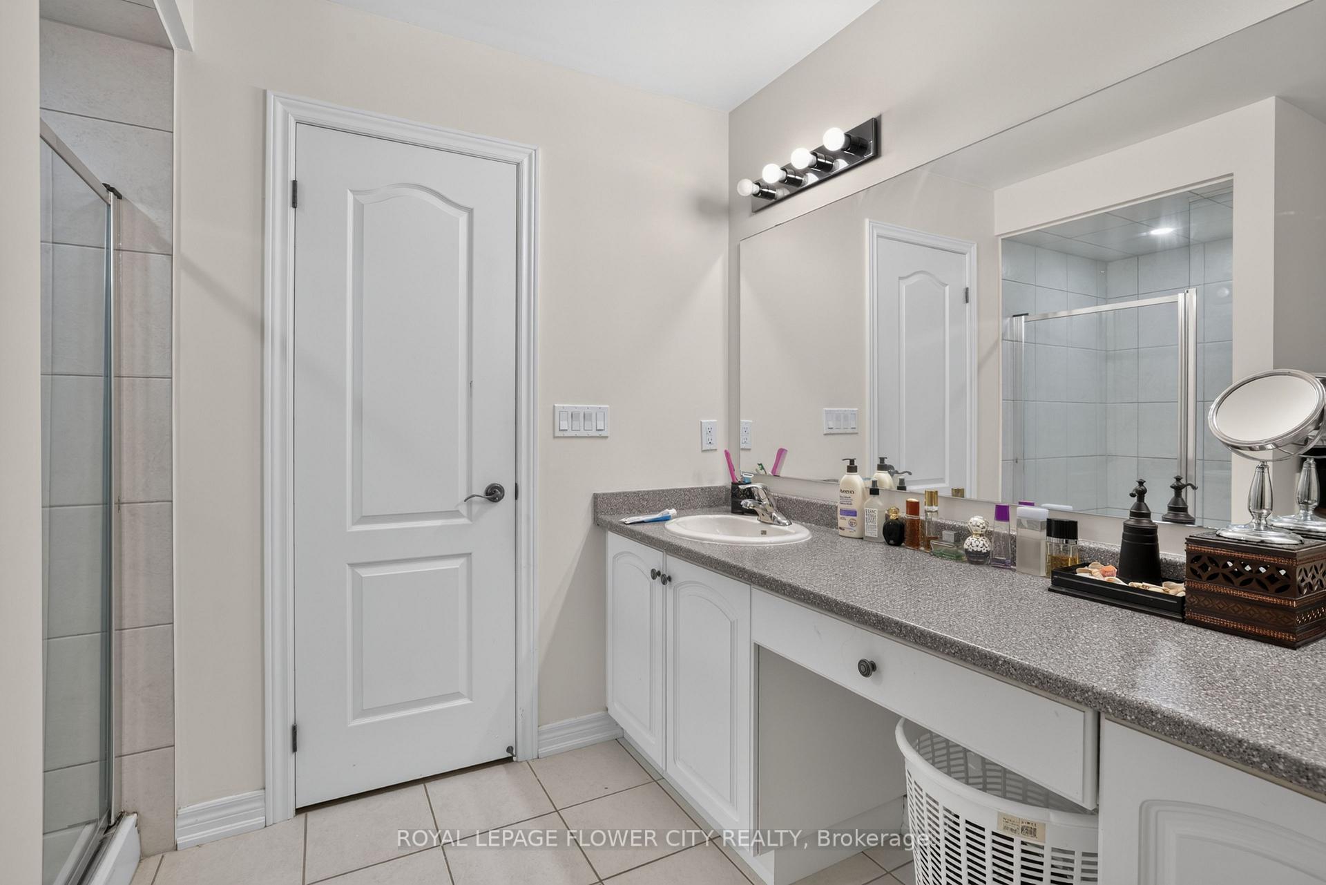 Photo 33 of 85 Ebury Drive, Brampton, Credit Valley — HOMEH