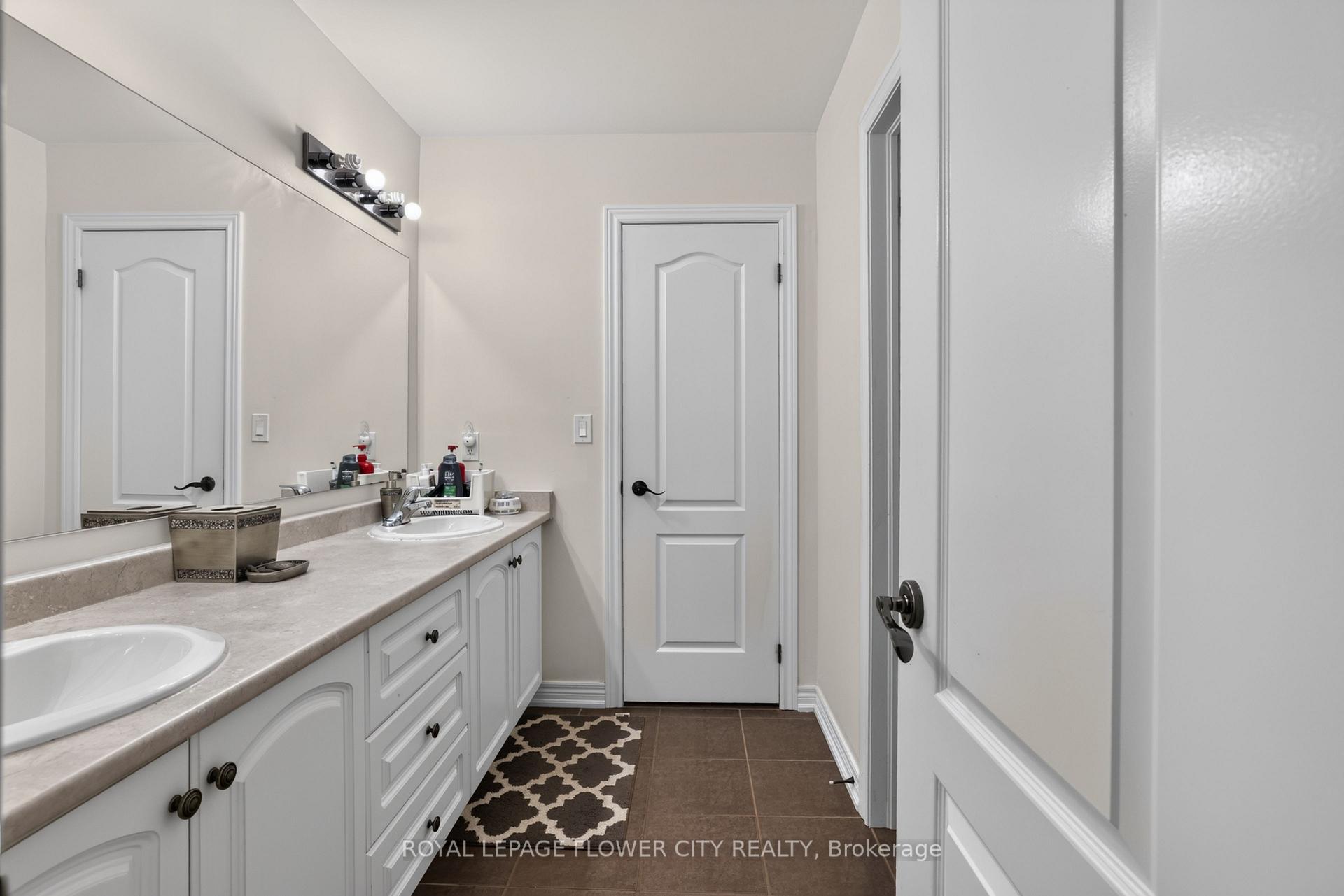 Photo 35 of 85 Ebury Drive, Brampton, Credit Valley — HOMEH