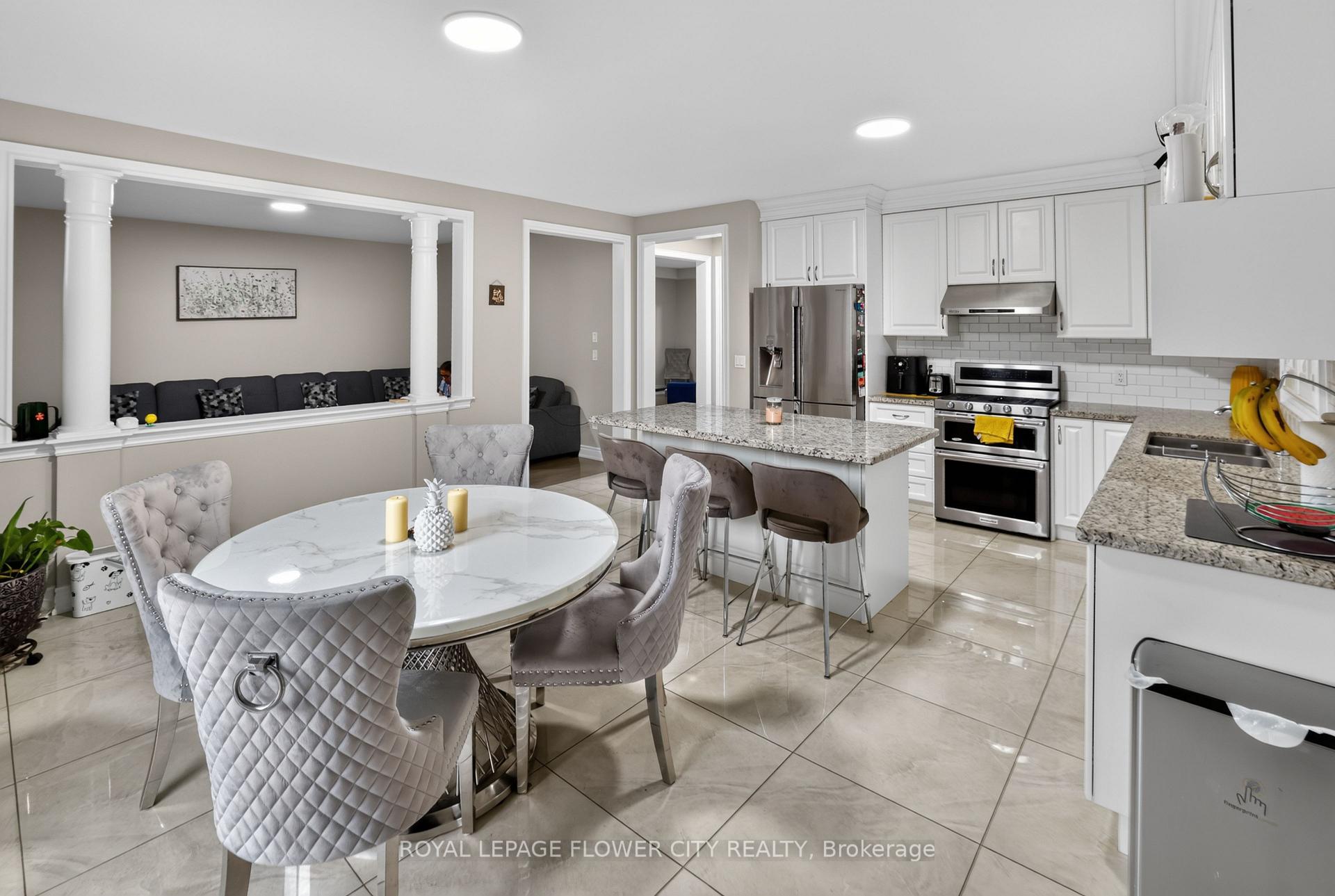 Photo 41 of 85 Ebury Drive, Brampton, Credit Valley — HOMEH