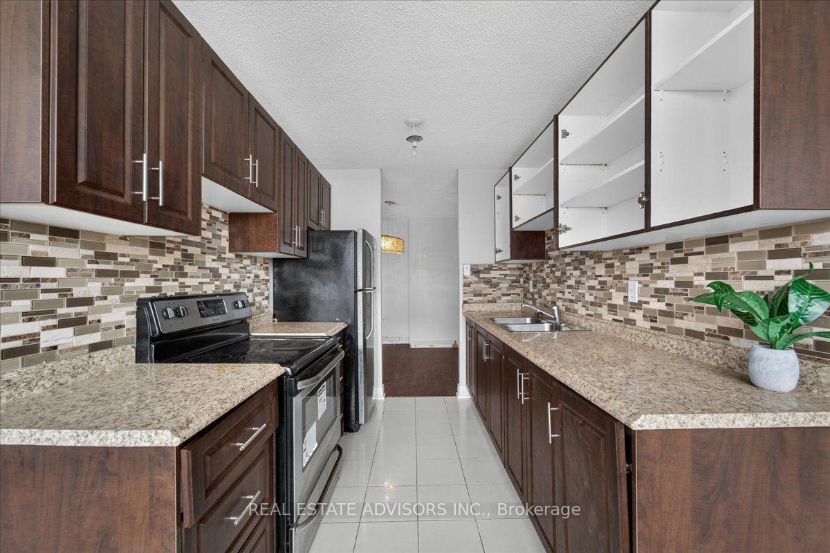 Photo 7 of Unit 1206, 4 Kings Cross Road, Brampton, Queen Street Corridor — HOMEH