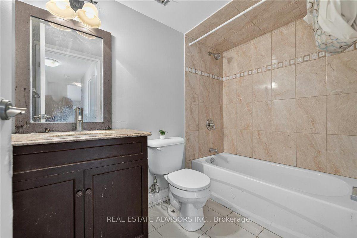 Photo 10 of Unit 1206, 4 Kings Cross Road, Brampton, Queen Street Corridor — HOMEH