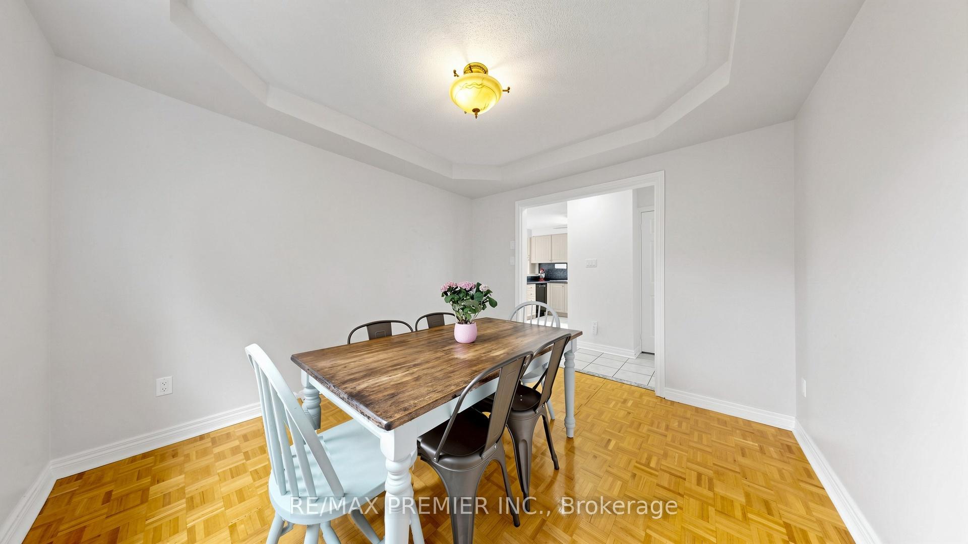 Photo 17 of 6 Terrastone Court, Caledon, Bolton West — HOMEH