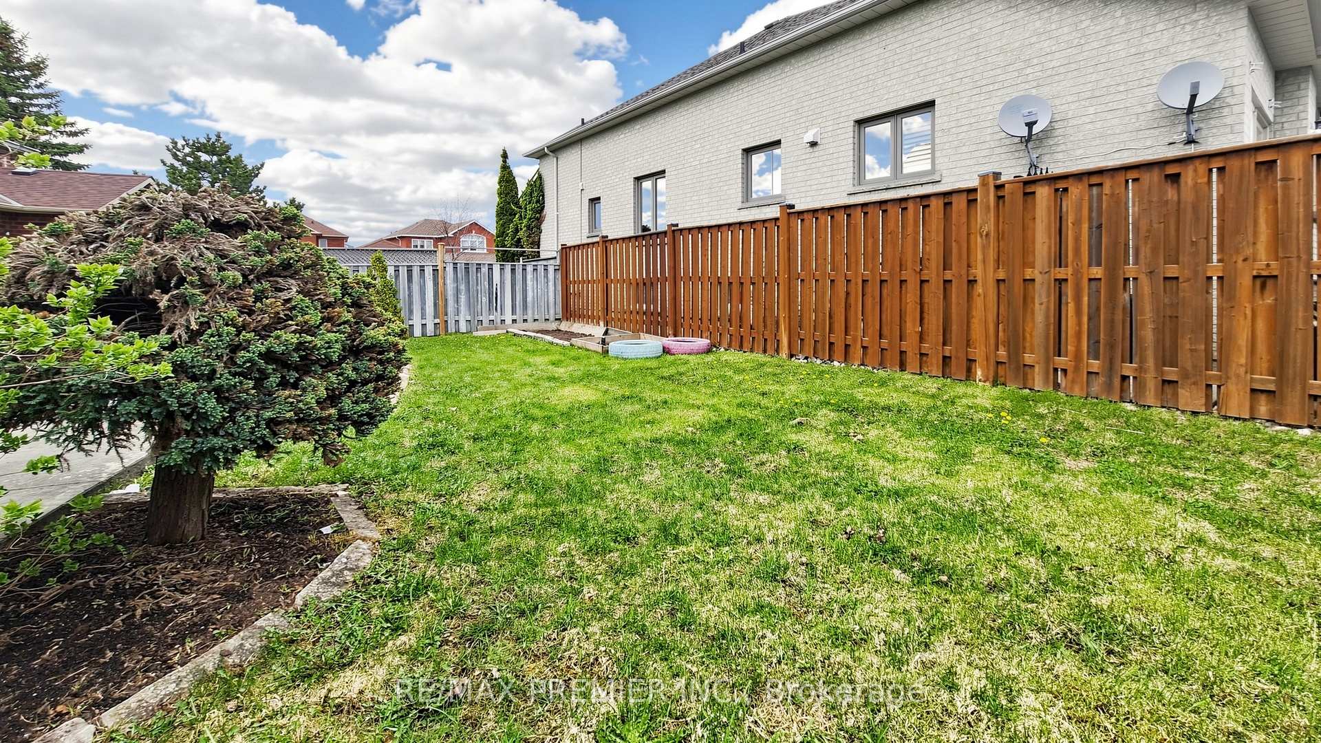 Photo 46 of 6 Terrastone Court, Caledon, Bolton West — HOMEH