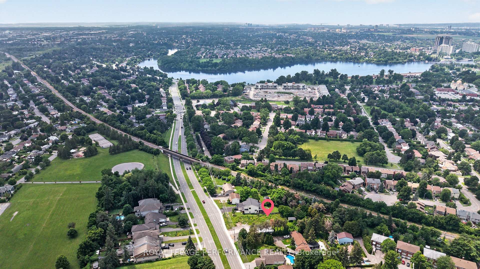 Photo 3 of 801 Walkley Road, Ottawa, Riverside Park — HOMEH