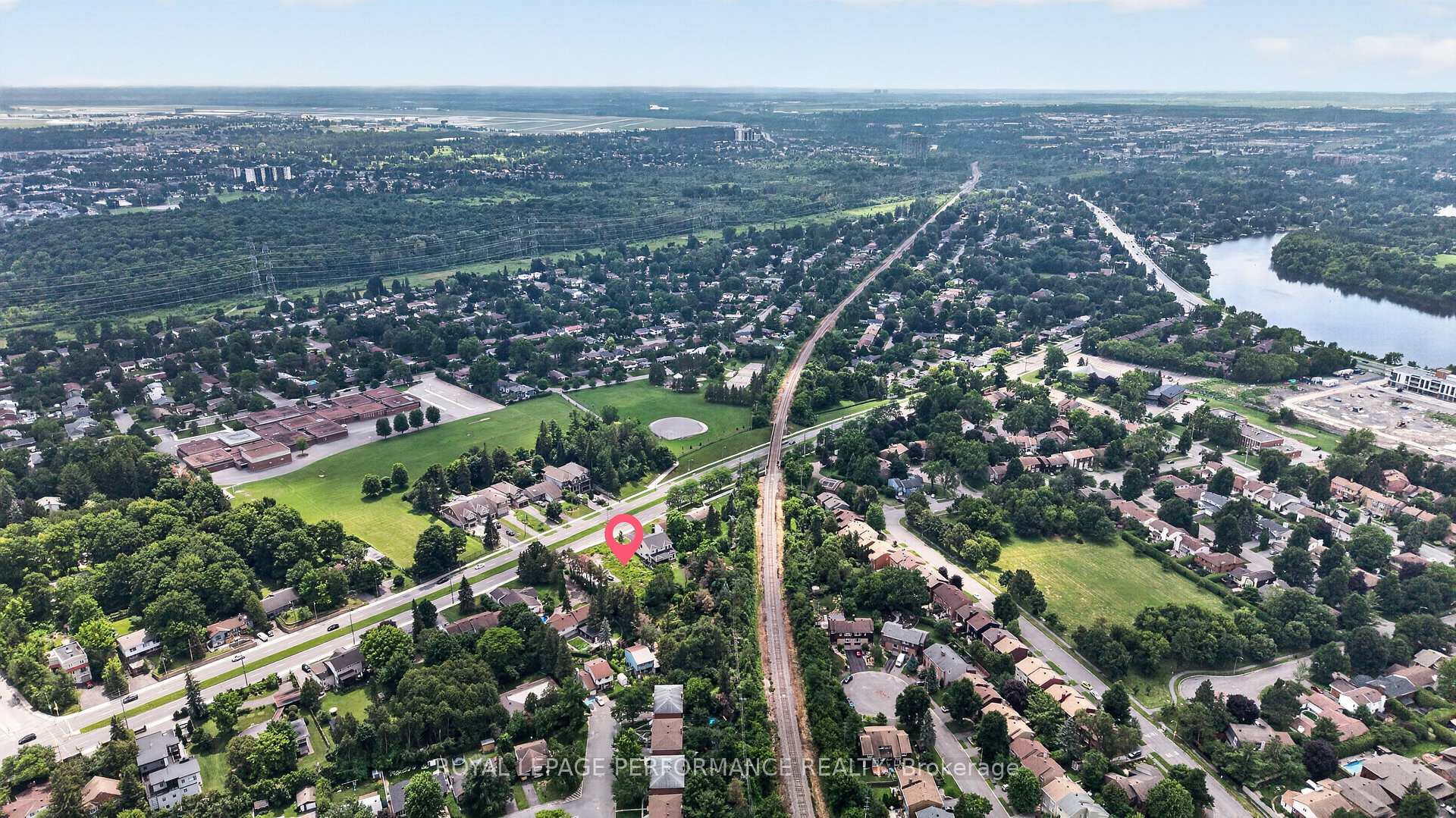Photo 5 of 801 Walkley Road, Ottawa, Riverside Park — HOMEH