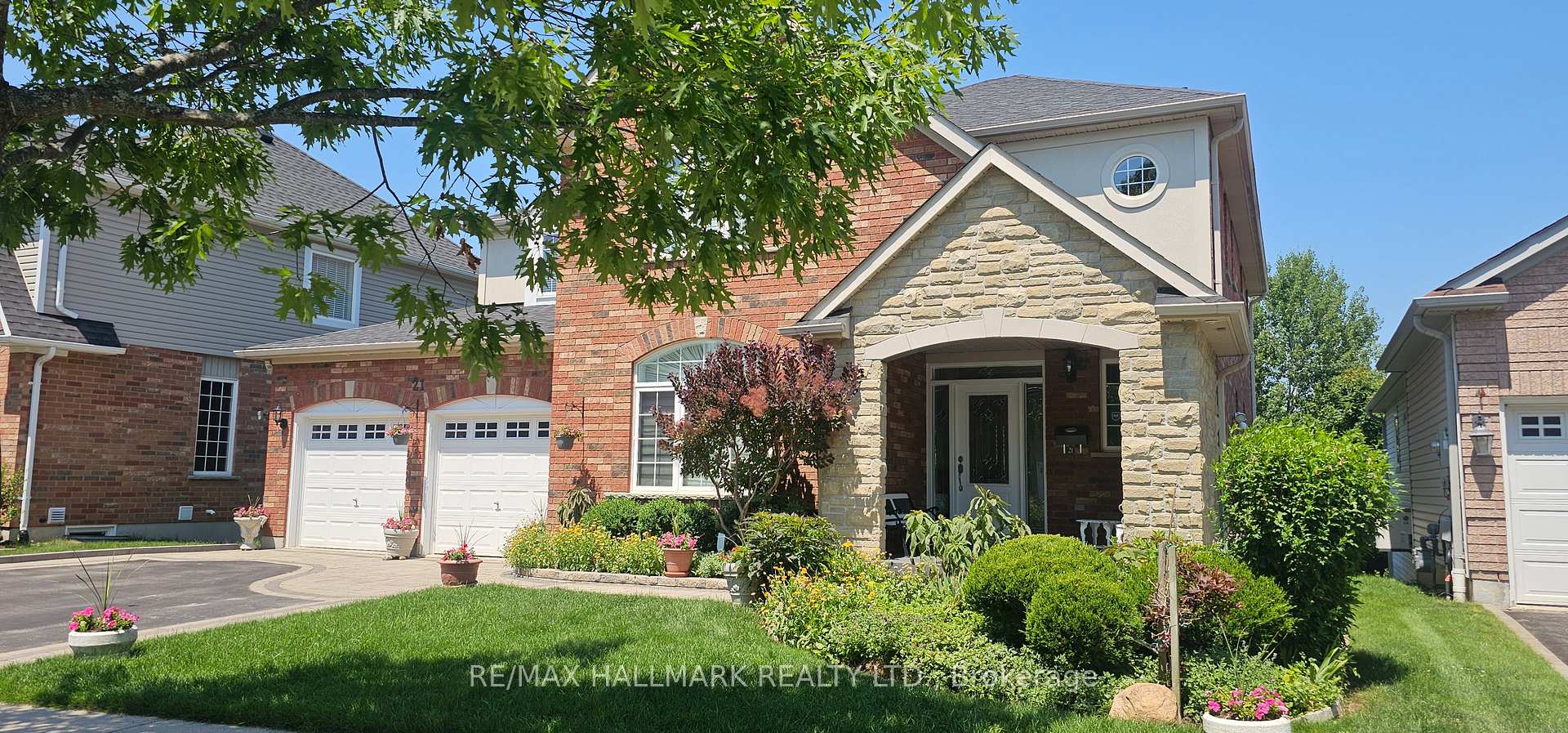 Photo 2 of Unit Lower Level, 21 Oakside Drive, Uxbridge — HOMEH