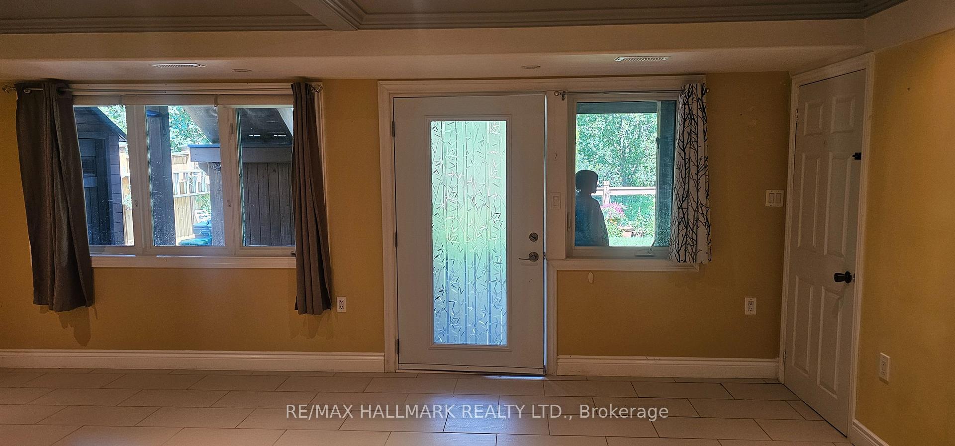 Photo 23 of Unit Lower Level, 21 Oakside Drive, Uxbridge — HOMEH