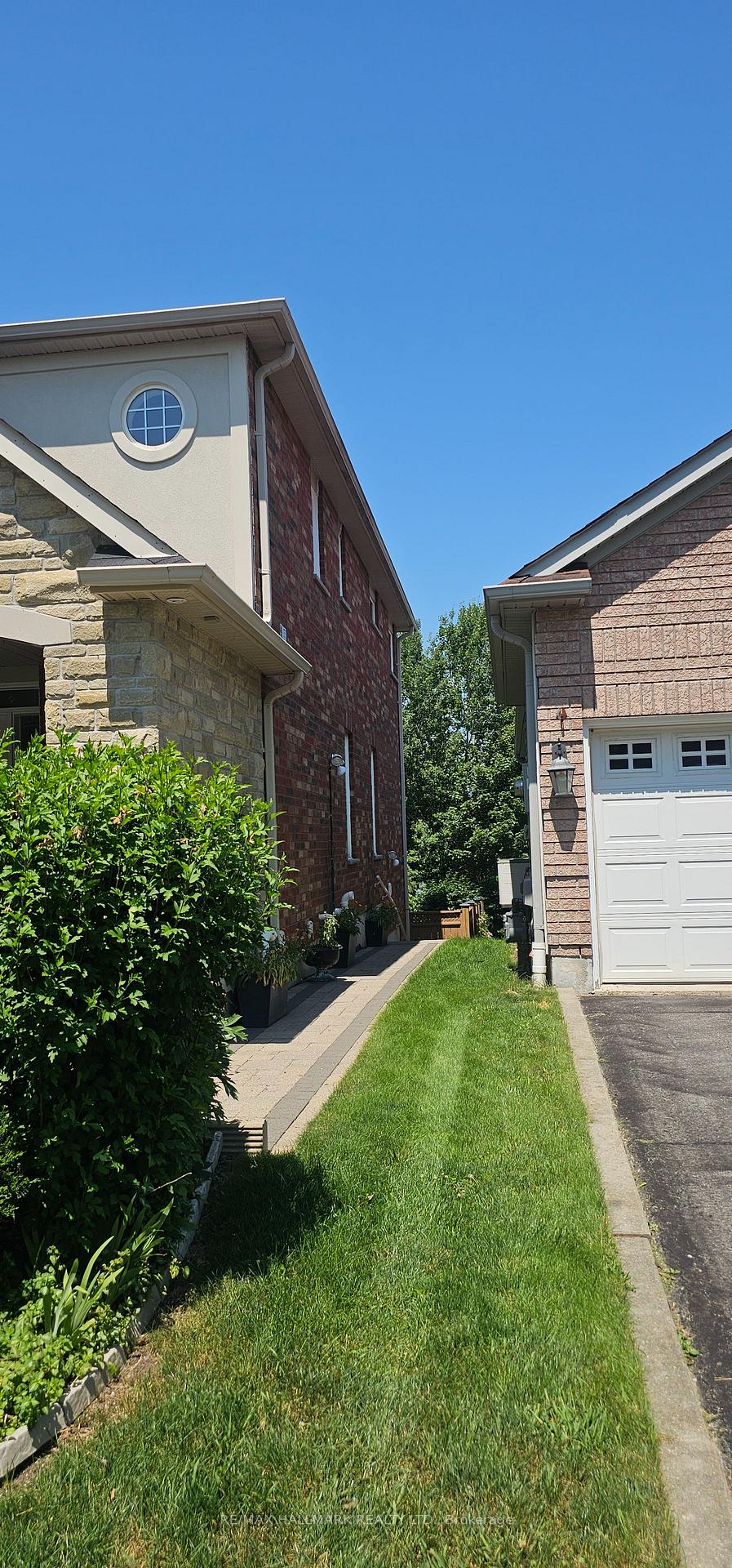 Photo 26 of Unit Lower Level, 21 Oakside Drive, Uxbridge — HOMEH