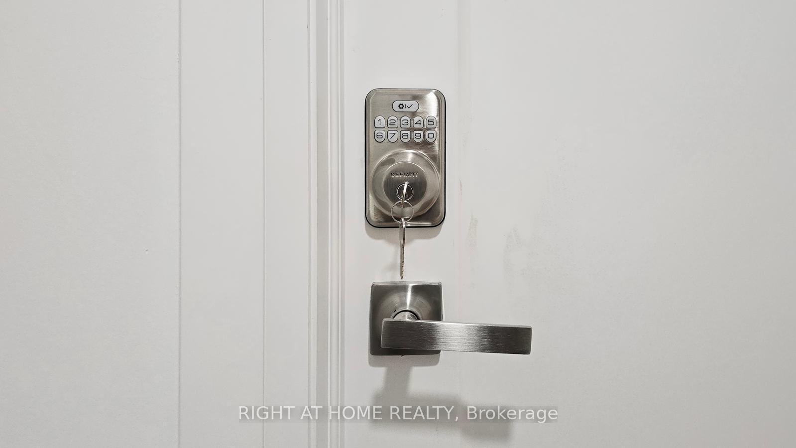 Photo 12 of Unit 3, 61 Glady's Road, Scarborough, Highland Creek — HOMEH