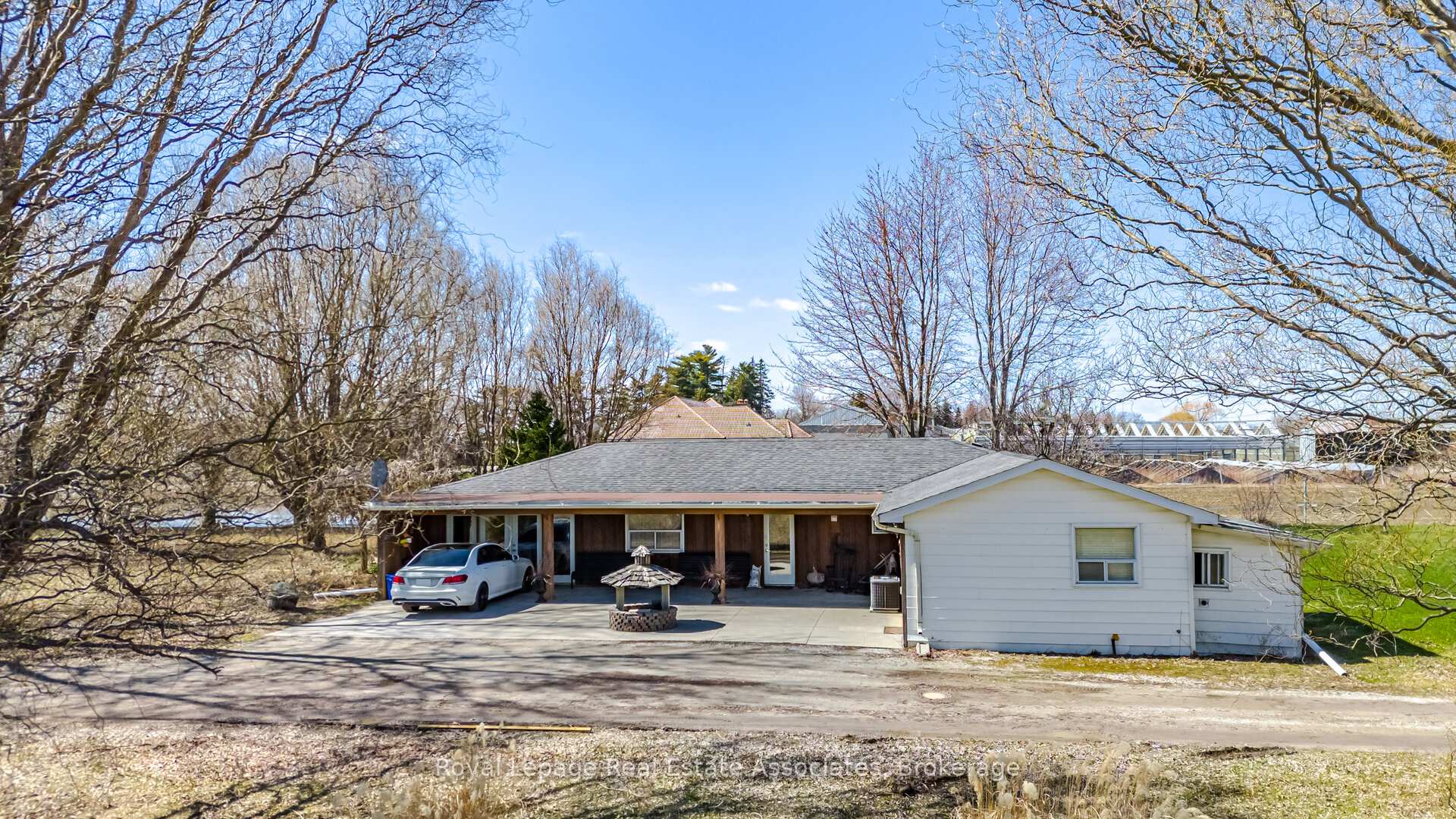 Photo 5 of 5327 Eighth Line, Milton, Rural Trafalgar — HOMEH