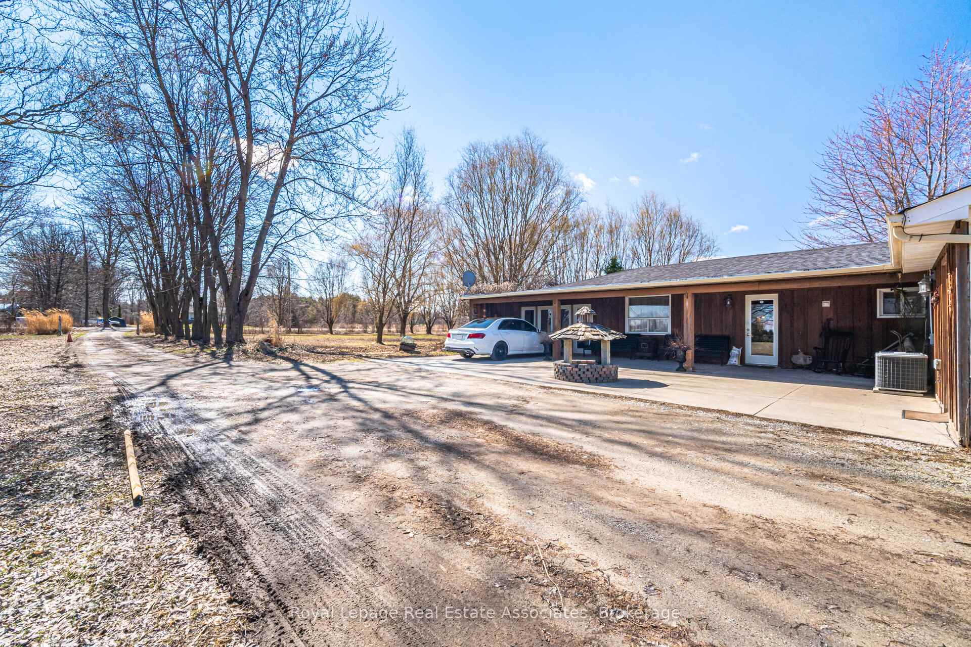 Photo 6 of 5327 Eighth Line, Milton, Rural Trafalgar — HOMEH
