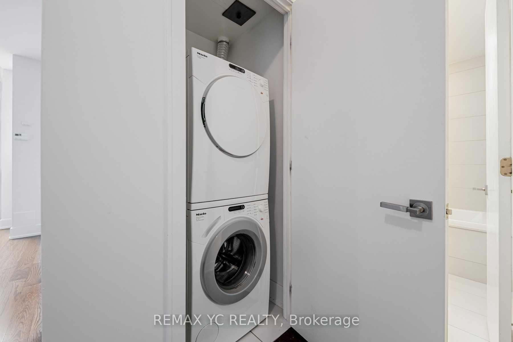 Photo 16 of Unit 1104, 170 Avenue Road, Toronto, The Annex — HOMEH