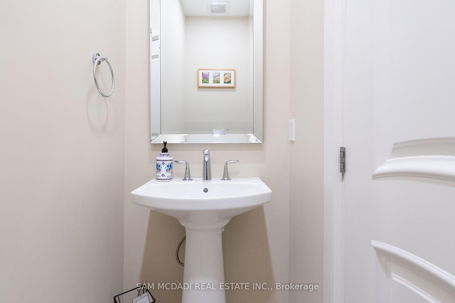 Photo 33 of 1096 Westbrook Road, Hamilton, Rural Glanbrook — HOMEH