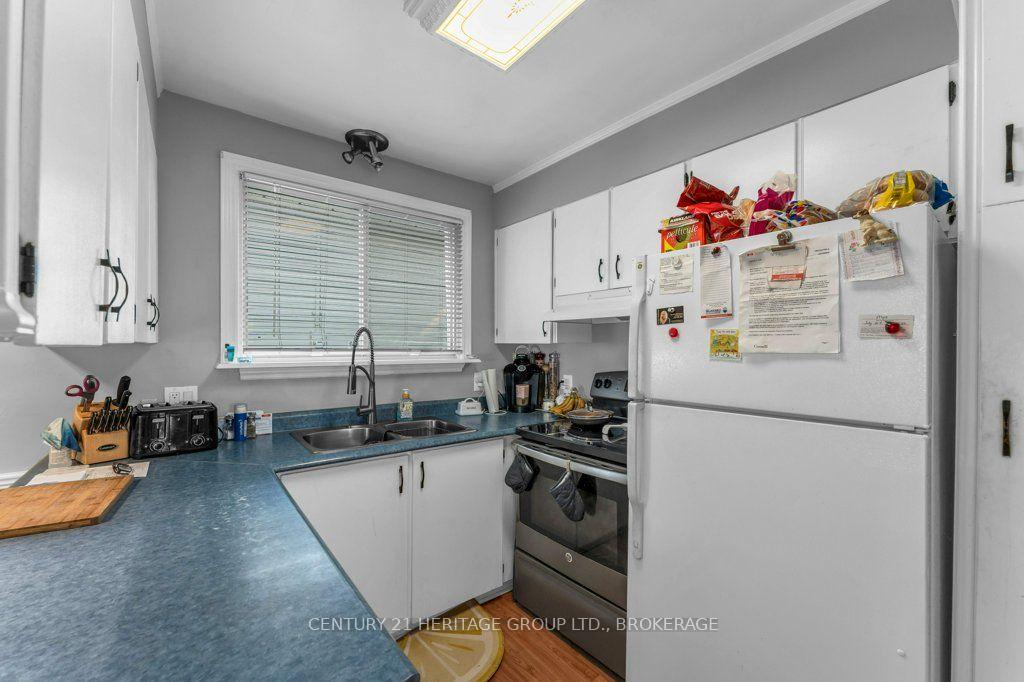 Photo 10 of 678 Carnaby Street, Kingston, South of Taylor-Kidd Blvd — HOMEH