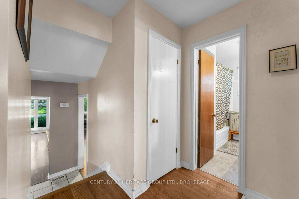 Photo 16 of 678 Carnaby Street, Kingston, South of Taylor-Kidd Blvd — HOMEH