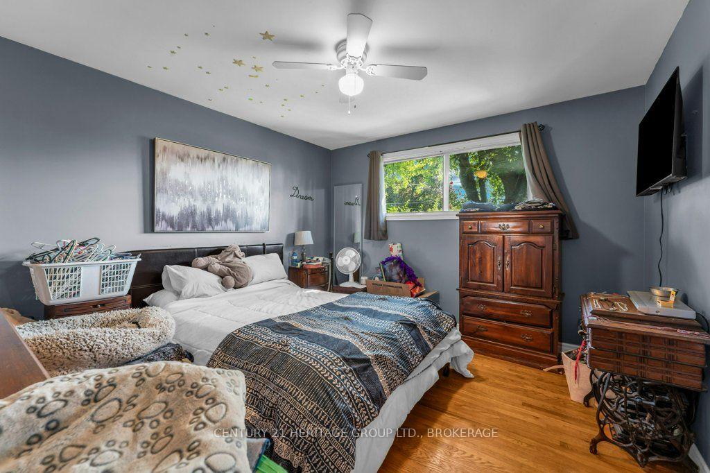 Photo 23 of 678 Carnaby Street, Kingston, South of Taylor-Kidd Blvd — HOMEH